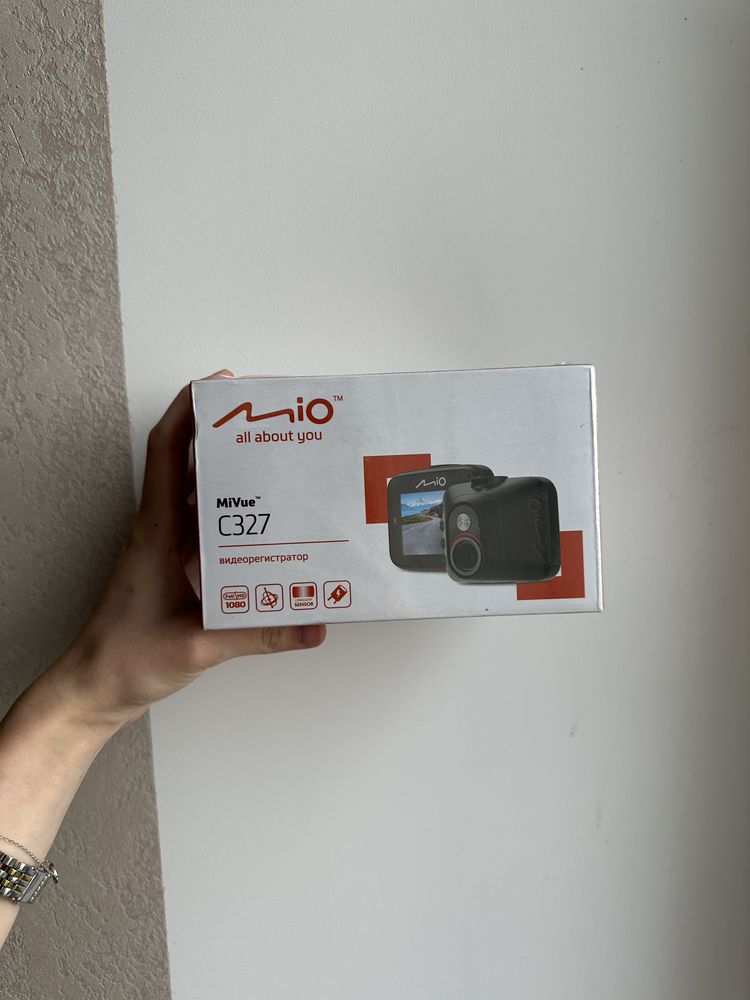 Відеореєстратор MiVue С327