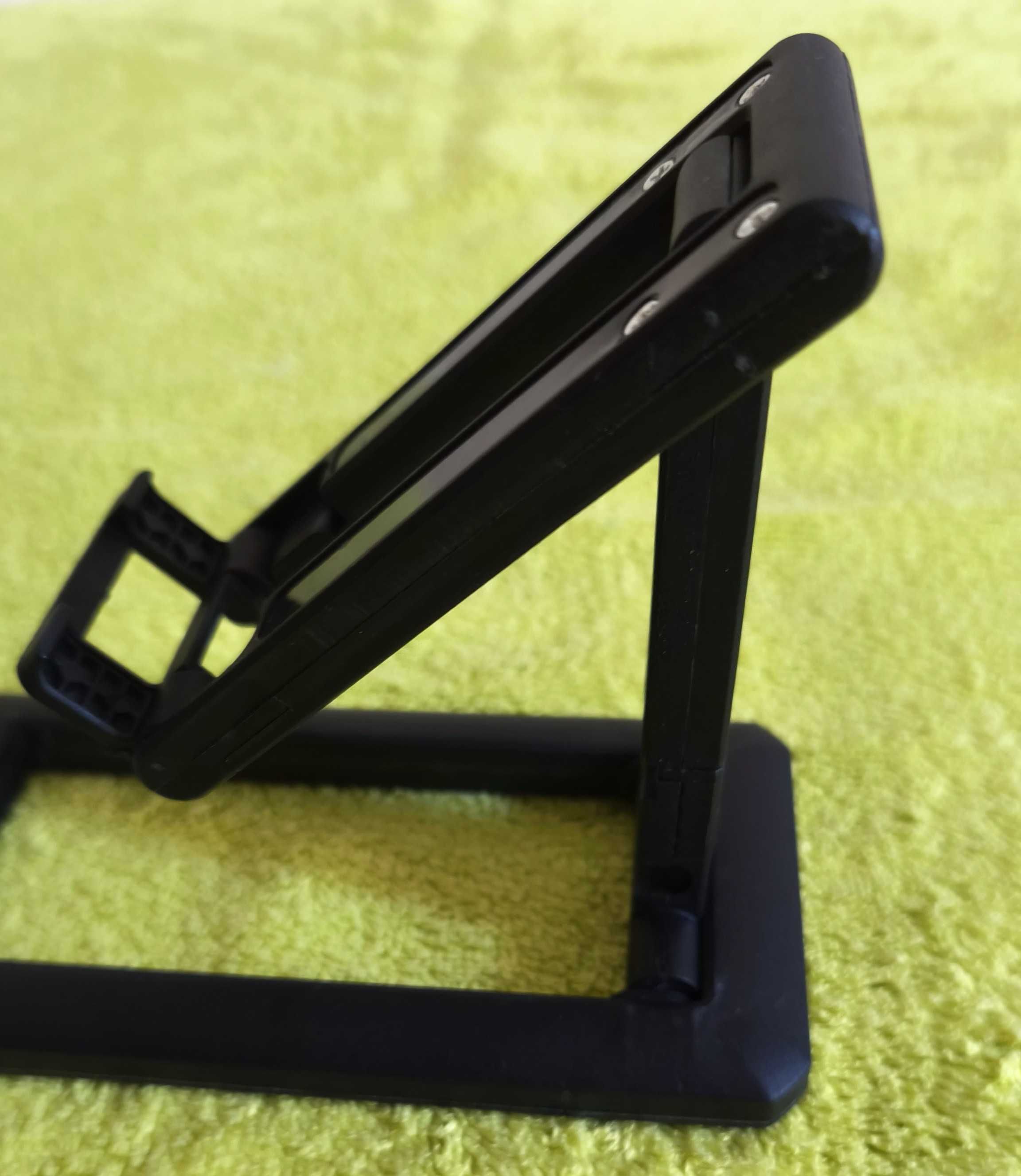 Suporte Dobrável Universal para Telemóvel & Tablet!