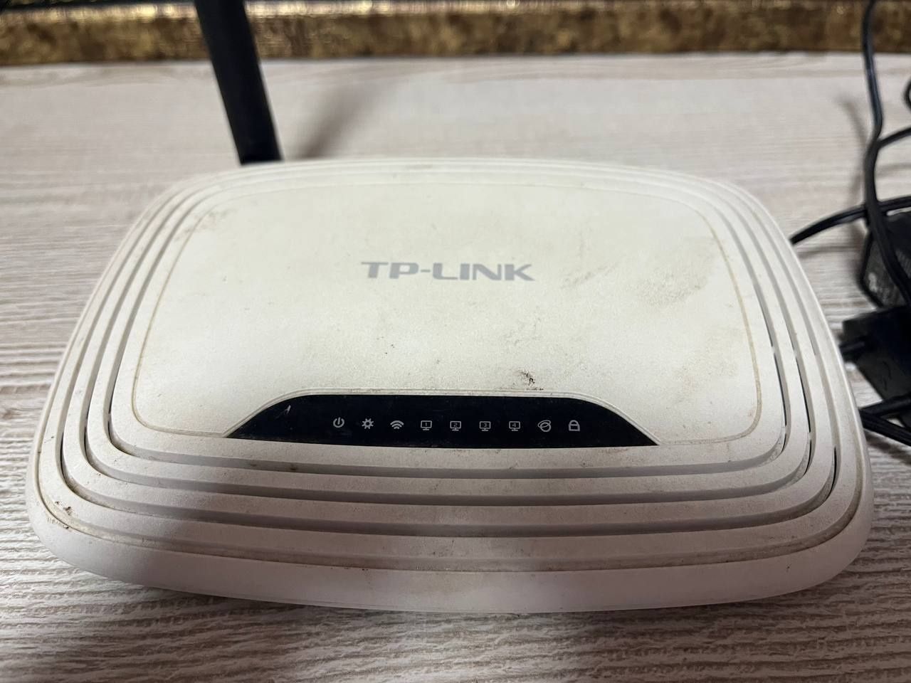 Роутер TP-Link TL-WR740N