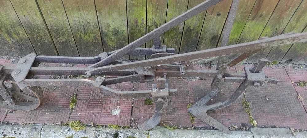 pielnik konny obsypnik ogrodowy radełka antyk