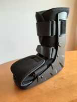 Bota Walker Rígida