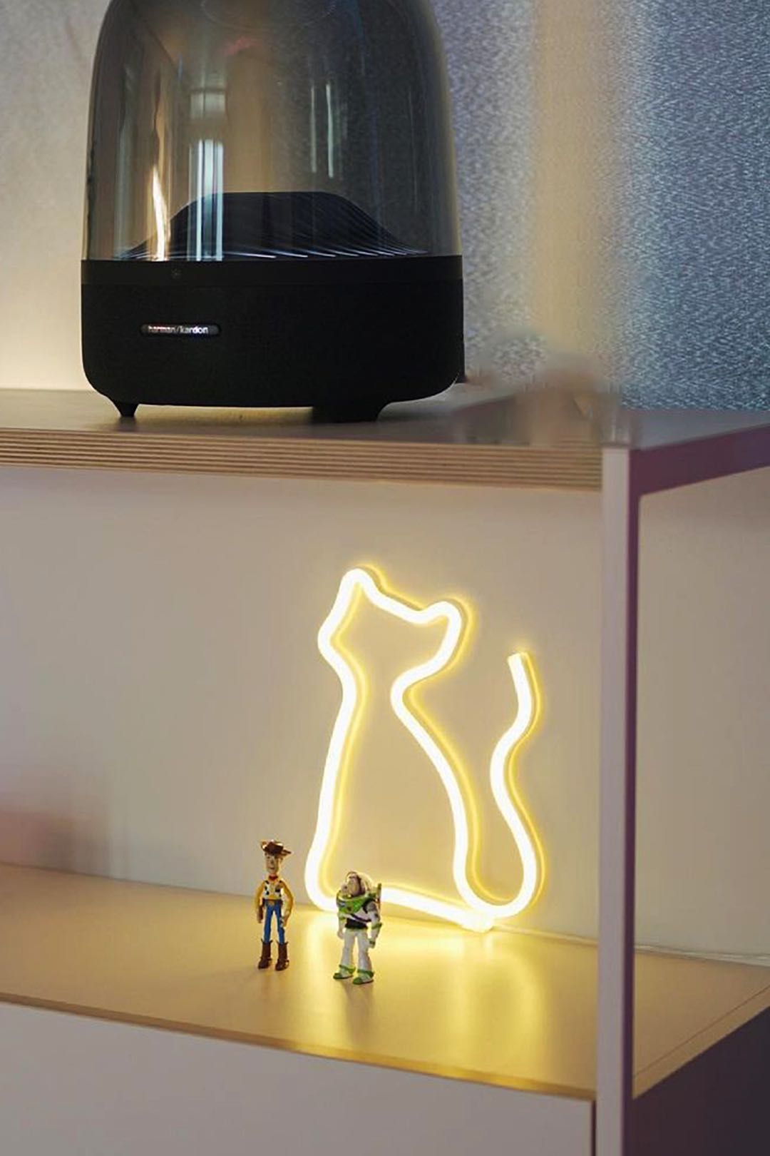 Neonowy kot LED – świecący znak dekoracyjny dla kociarzy lampka led