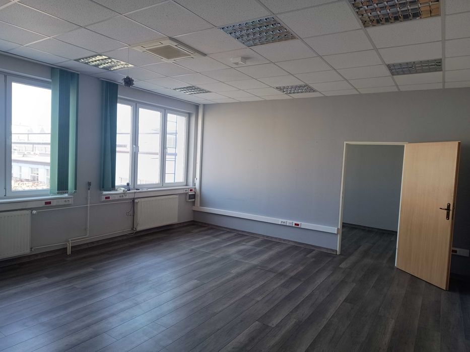 Wolne powierzchnie pod biuro, usługę, magazyn - Ostrzeszów