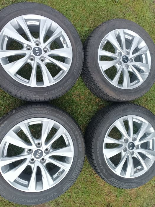 Aluminiowe felgi KIA 17 z oponami zimowymi Niro soul Optima 215/55 R17