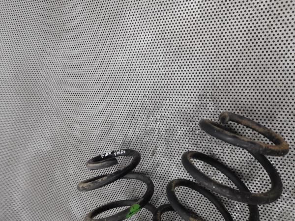 Mola de suspensão trás direita FORD Fiesta VI (CB1, CCN)