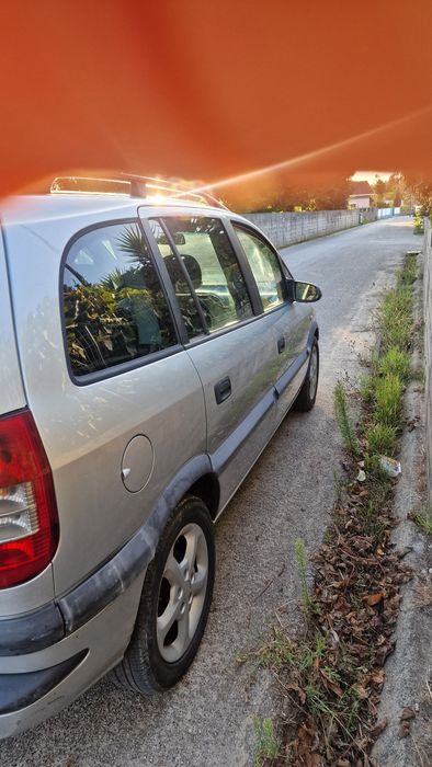 Opel zafira 1.6i 16v
