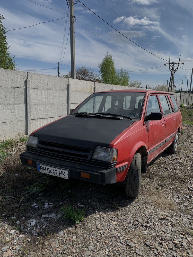 Продам mitsubishi space wagon