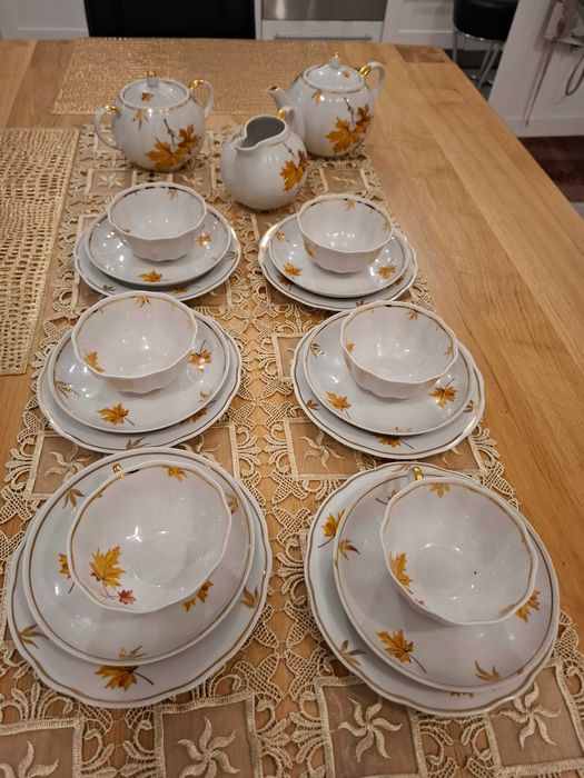 Porcelanowy serwis Klonowy Liść manufaktura Dulevo.