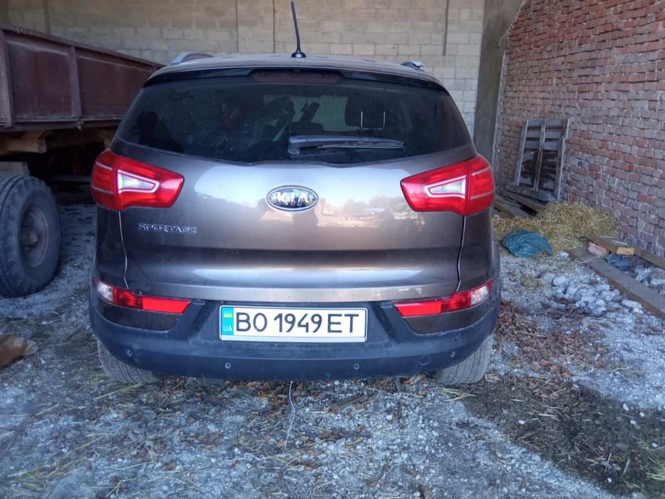 Kia sportege 3 4*4 після ДТП