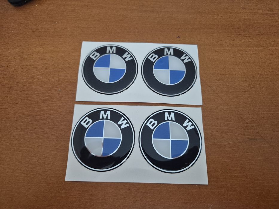 naklejki w kołpaki alu felgi do Bmw niebiesko -białe o średnicy 6,4cm