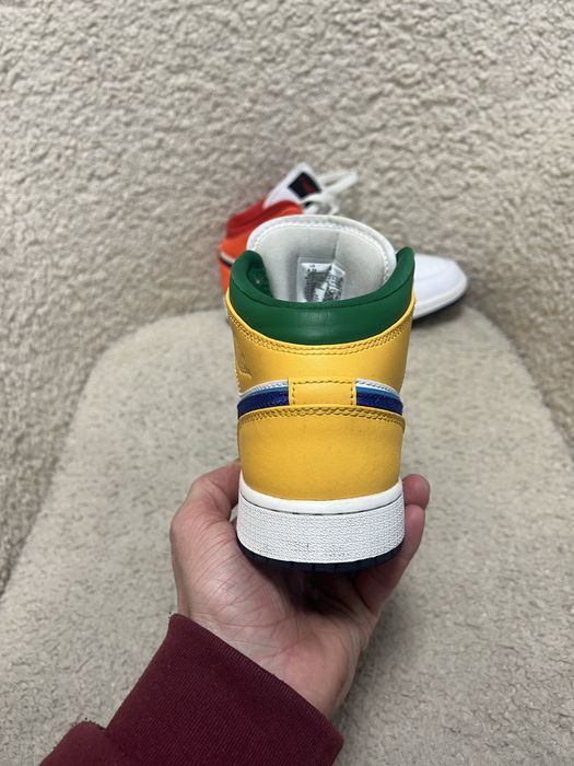 Жіночі кросівки Nike Air Jordan 1 Multicolor