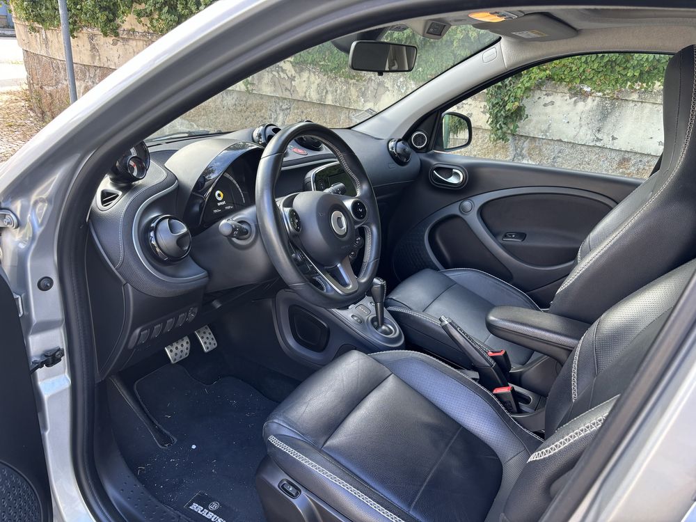 Smart forfour eletrico Brabus