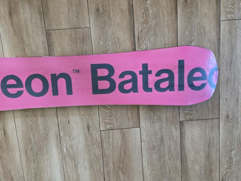 Deska snowboardowa Bataleon Party Wave