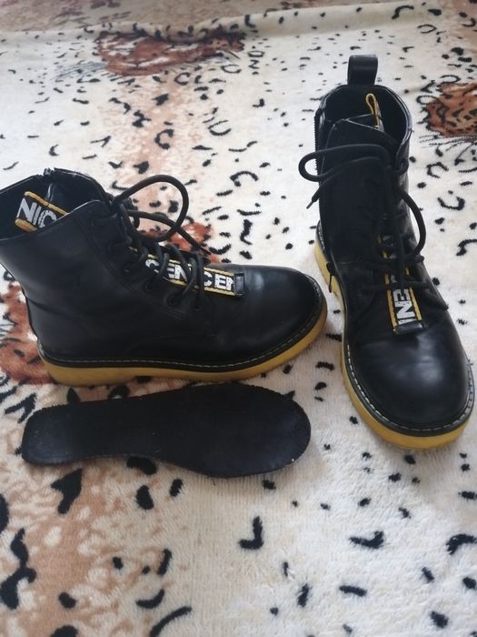 Ботинки осенние утеплённые на девочку