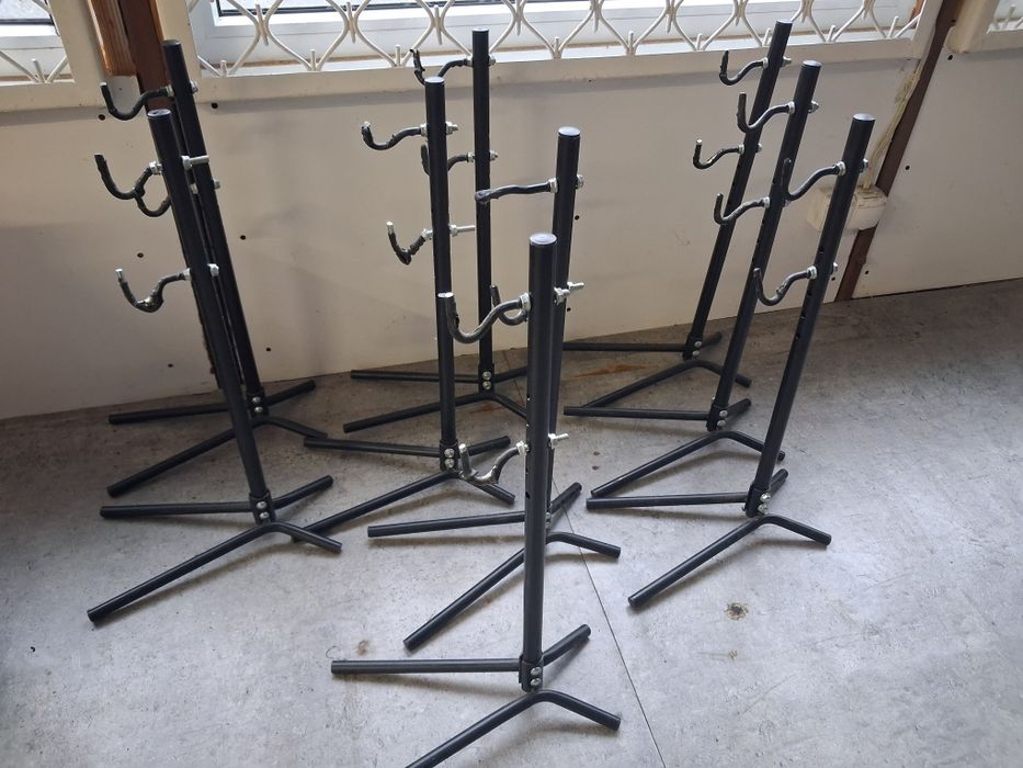 Stojaki rowerowe warsztatowe 9szt. używane czarne aluminium