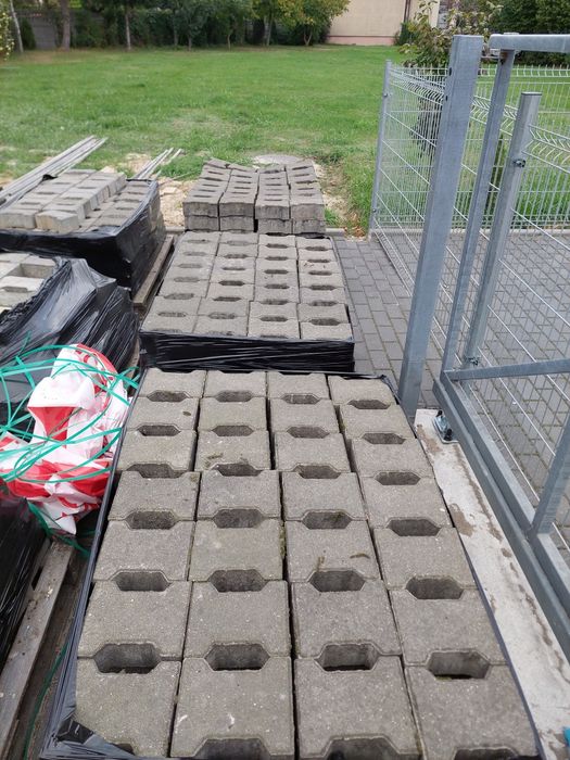 Kostka behaton 8 brukowa 45m2 kraweznik obrzeża
