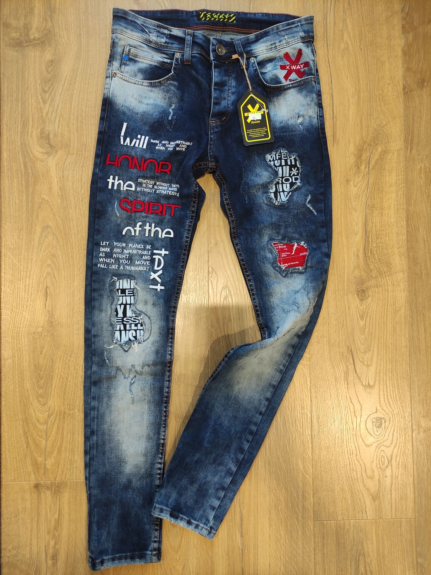 Nowe spodnie jeansowe młodzieżowe rozmiary 30 i 31