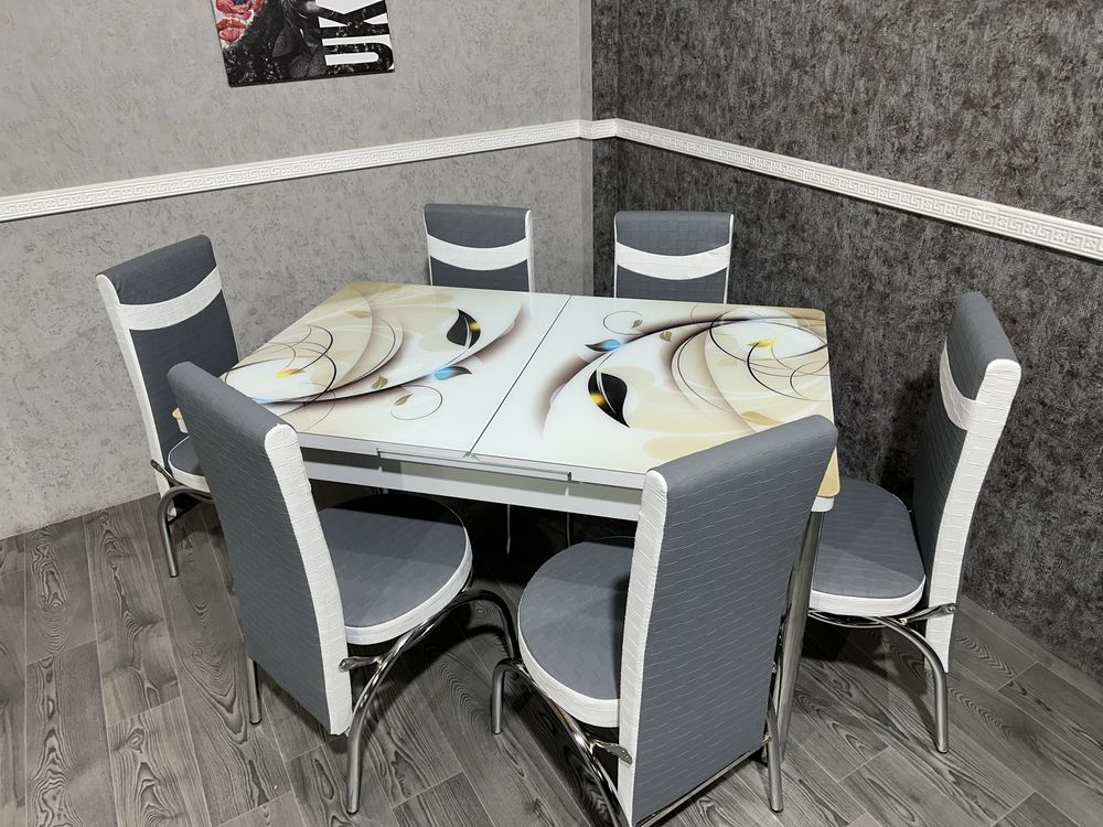 Продаємо набори стіл з стільцями з гартованого скла малюнок 3d