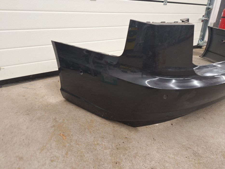 Zderzak tył Audi A6 C7 lift 6pdc Kombi