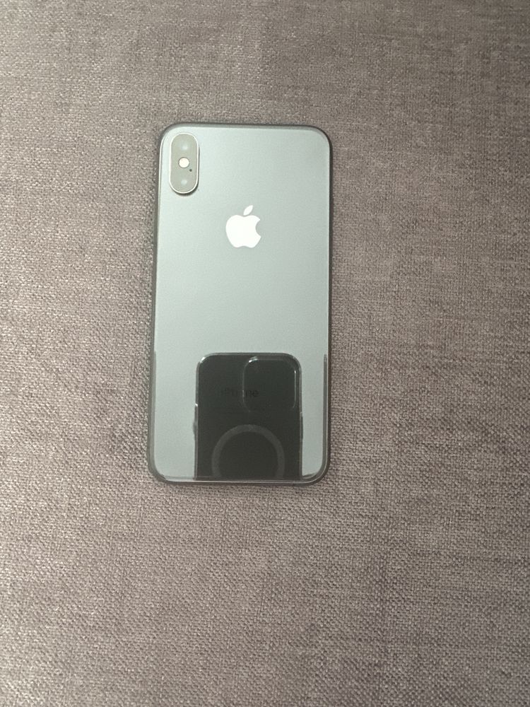 Idealny iphone xs