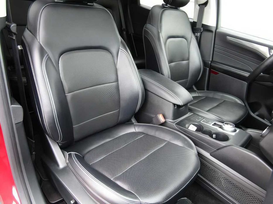 Ford Escape      2022