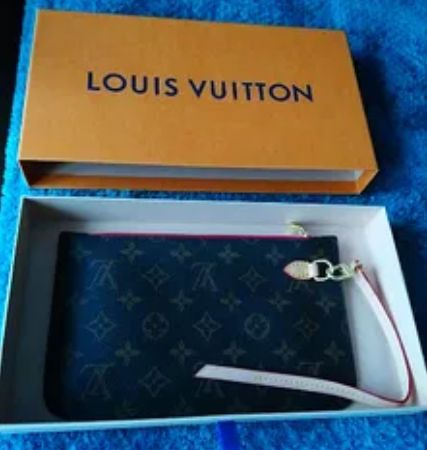 torebka torba saszetka pochette Luis Louis Vuitton LV Neverfull