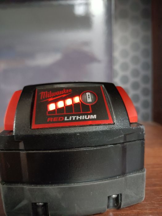 Bateria Milwaukee M18b5 5.0Ah stan bdb