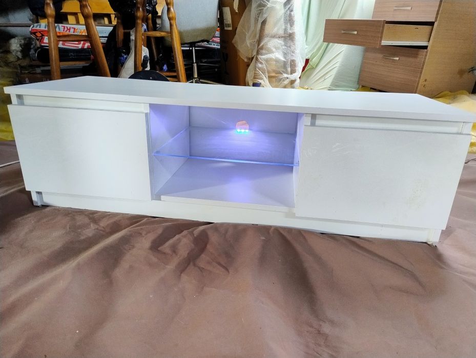 Szafka RTV z oświetleniem biała połysk 120x 40