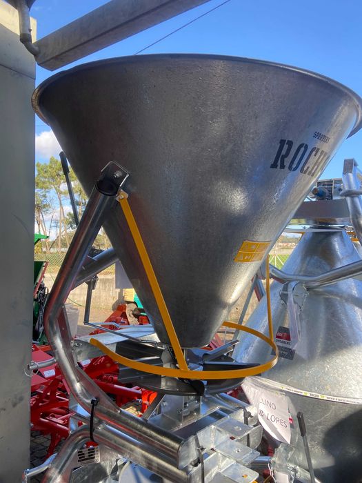 distribuidor de adubo sementes 300 kg galvanizado CAMPANHA