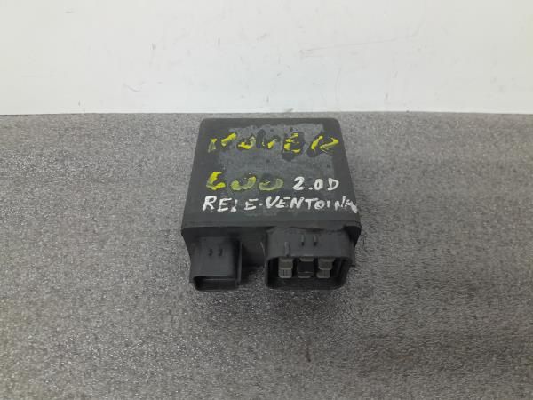 Botão / interruptor electromecânico / relé ROVER 600 (RH)