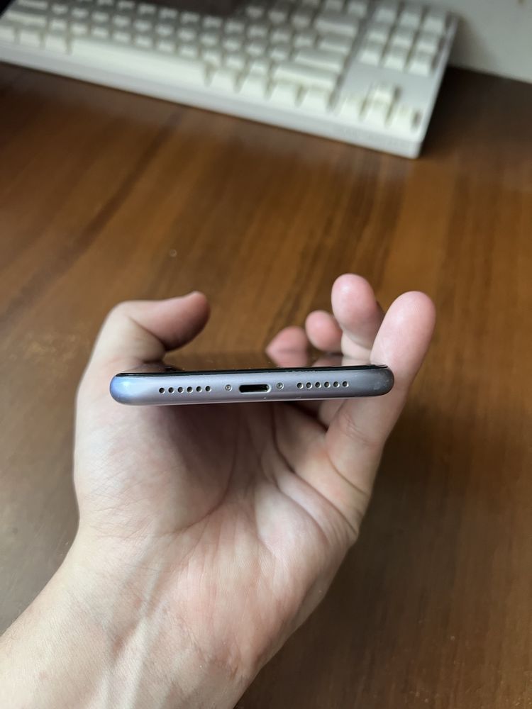 Iphone 11 128gb.