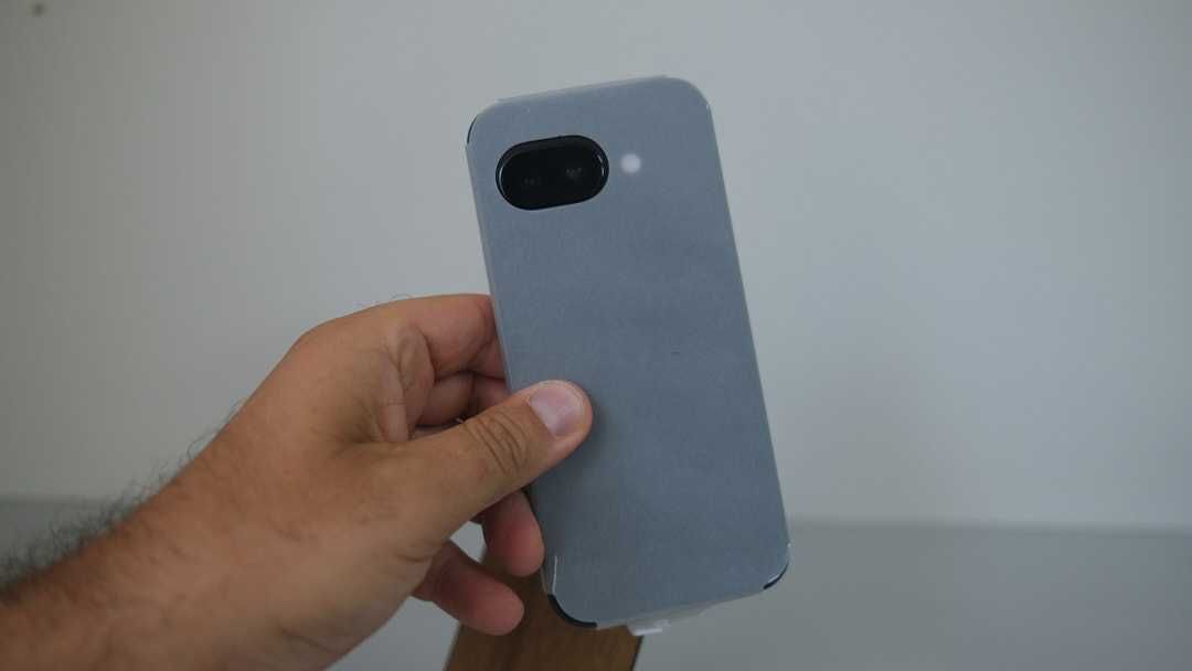 Google Pixel 9a 8/128GB Obsidian Neverlock new open box