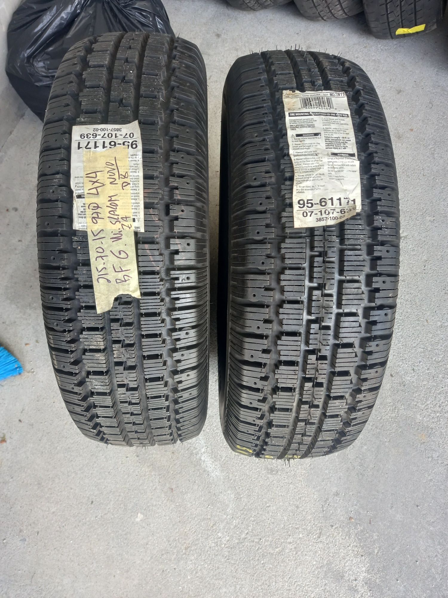 2 Pneus Novos 215/70R15 BFGoodrich