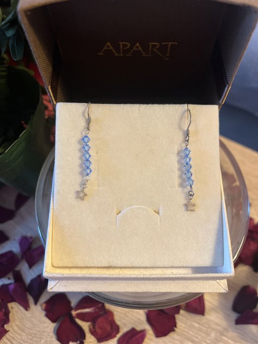 Srebrne kolczyki z niebieskimi kryształkami i gwiazdką