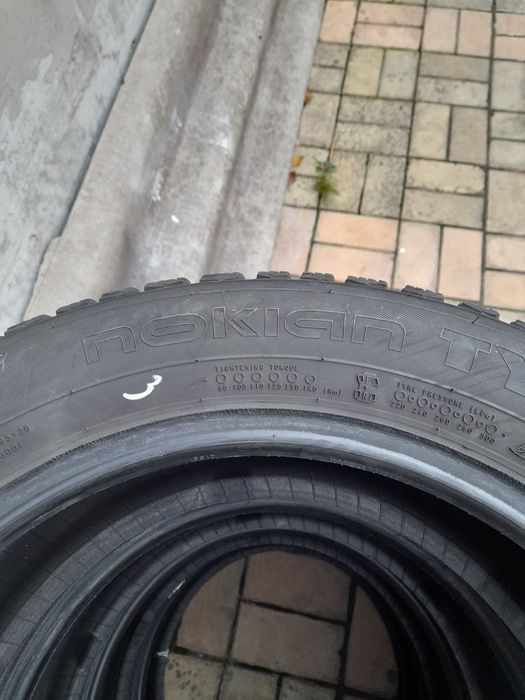 Зимние шины Nokian Hakkapeliitta 9 205/55R16 (шип)