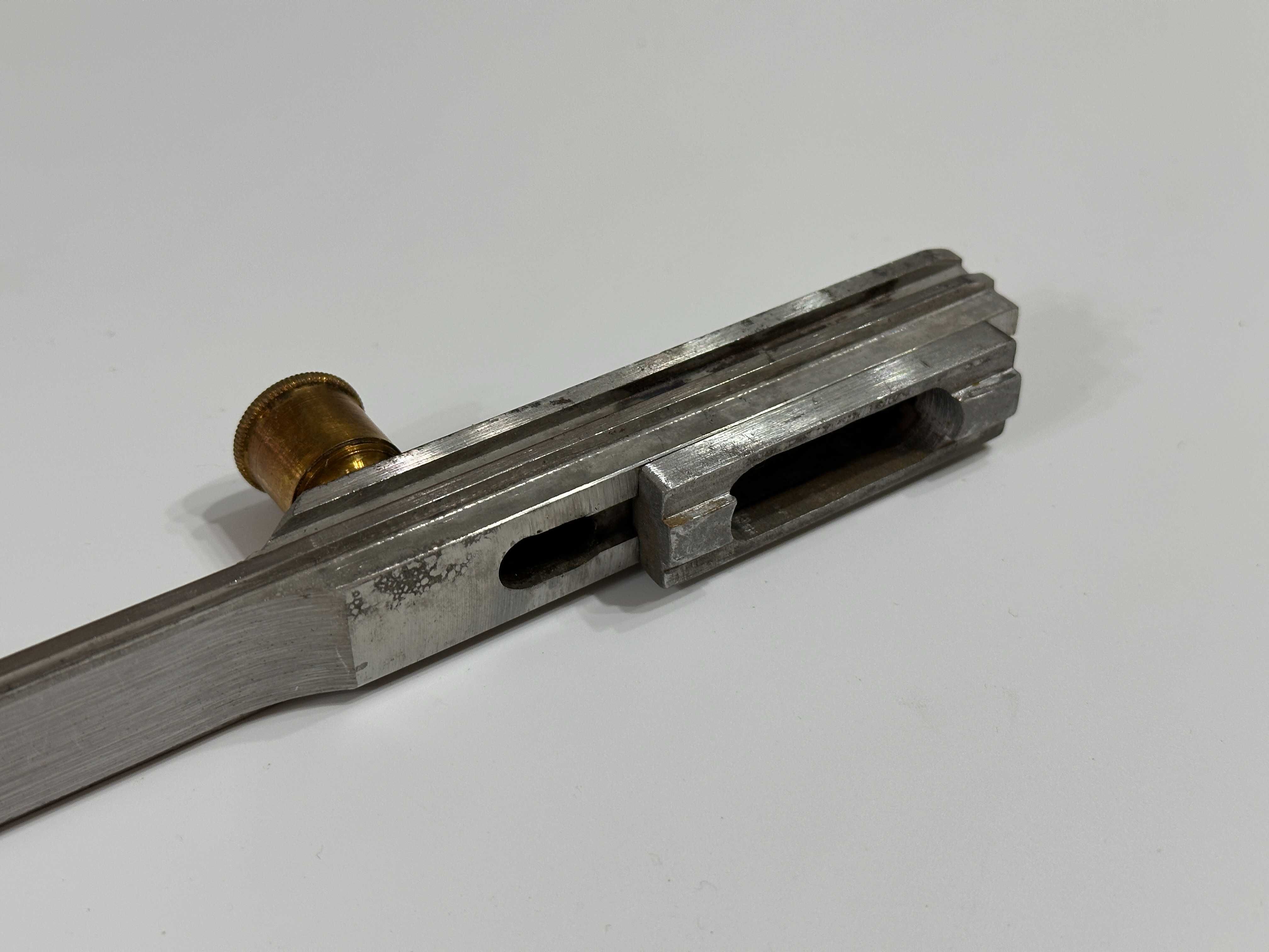 A315. Prowadnica do dłutarki 7-8x40x150-A