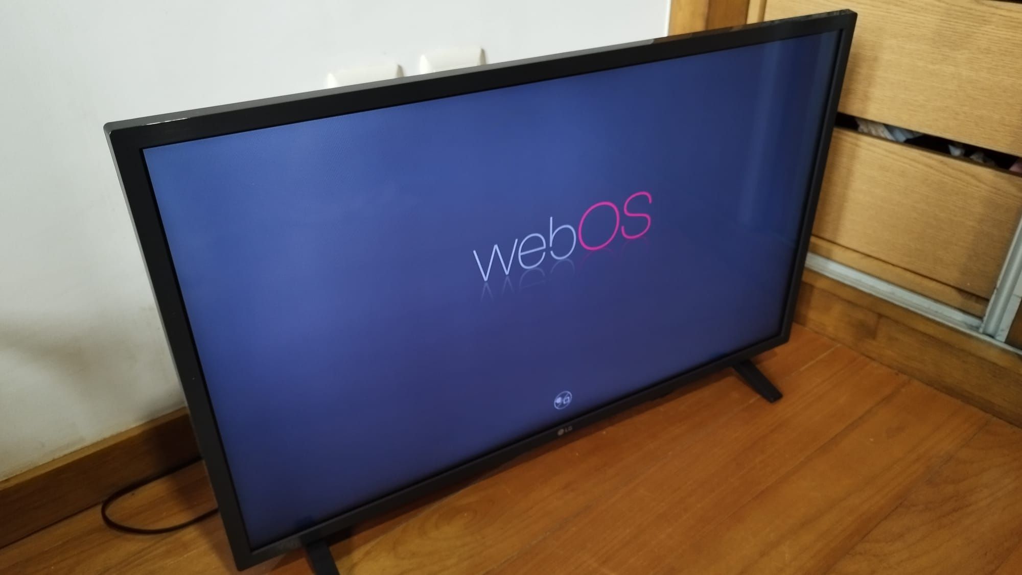 Smart a Tv LG 32' como nova