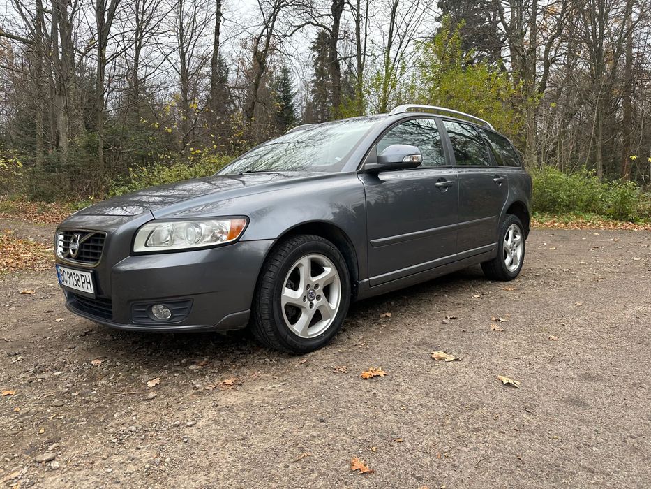 Volvo v50 2011 року 1.6 d2