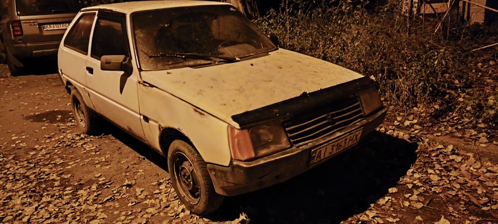 Продам Таврию, надо подшаманить карбюратор