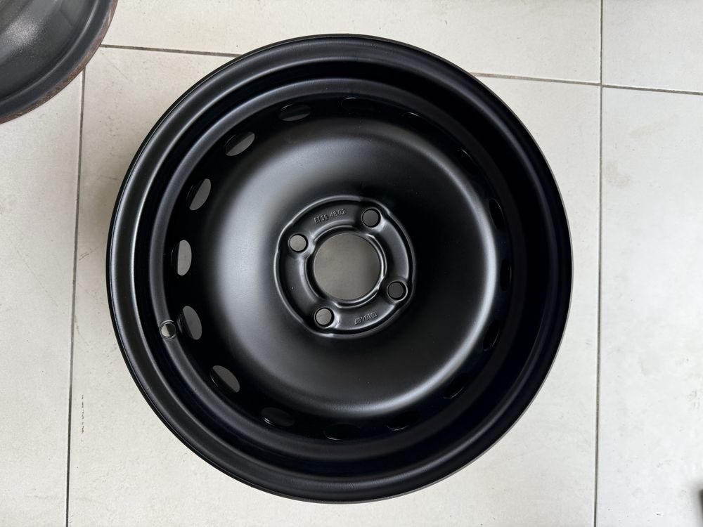 Felgi 14 4x100 5,5j ET36 Renault