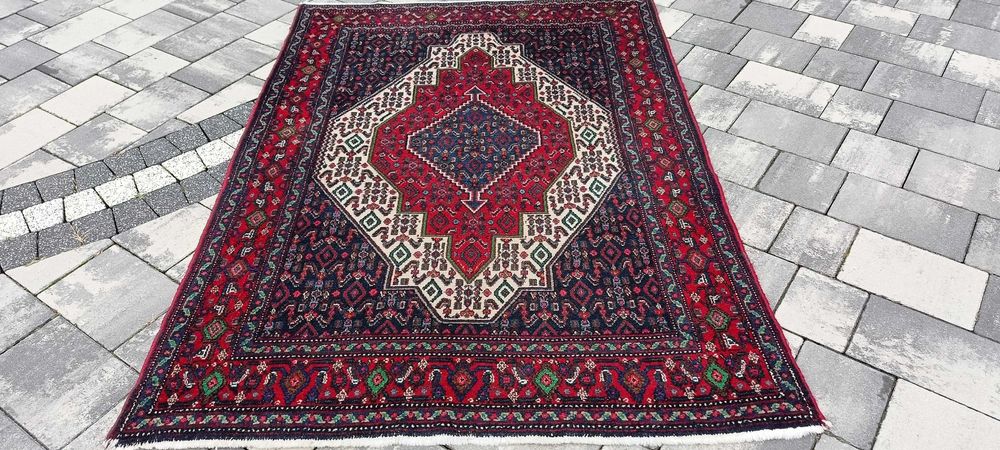 Senneh dywan wełniany tkany ręcznie 166 x 114 cm wełna piękny perski