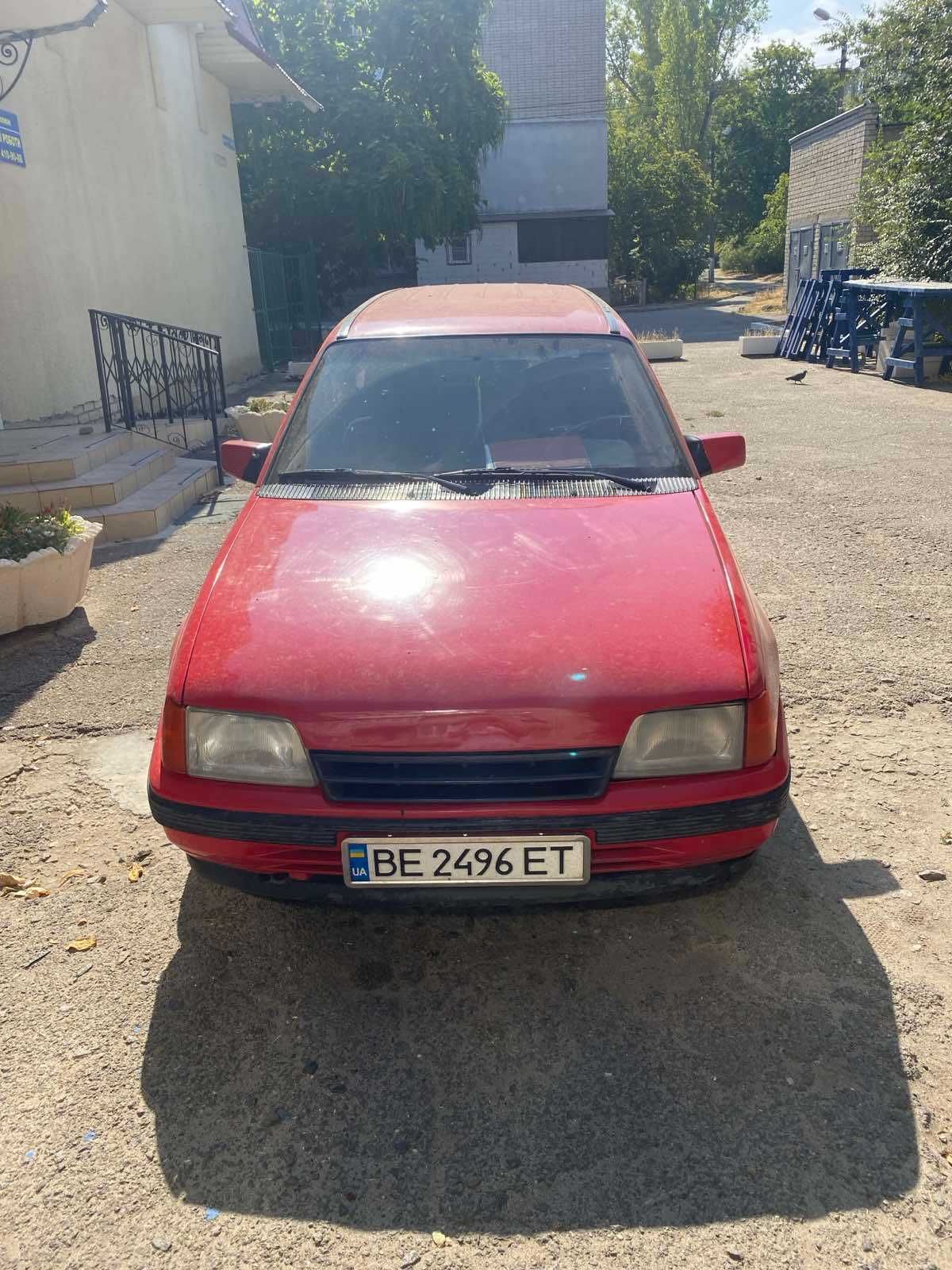 Автомобиль продаю