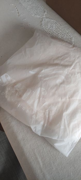 Vestido longo Julie com decote profundo , marca Sunfere