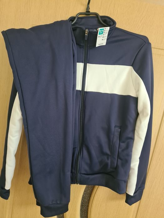 Спортивний костюм