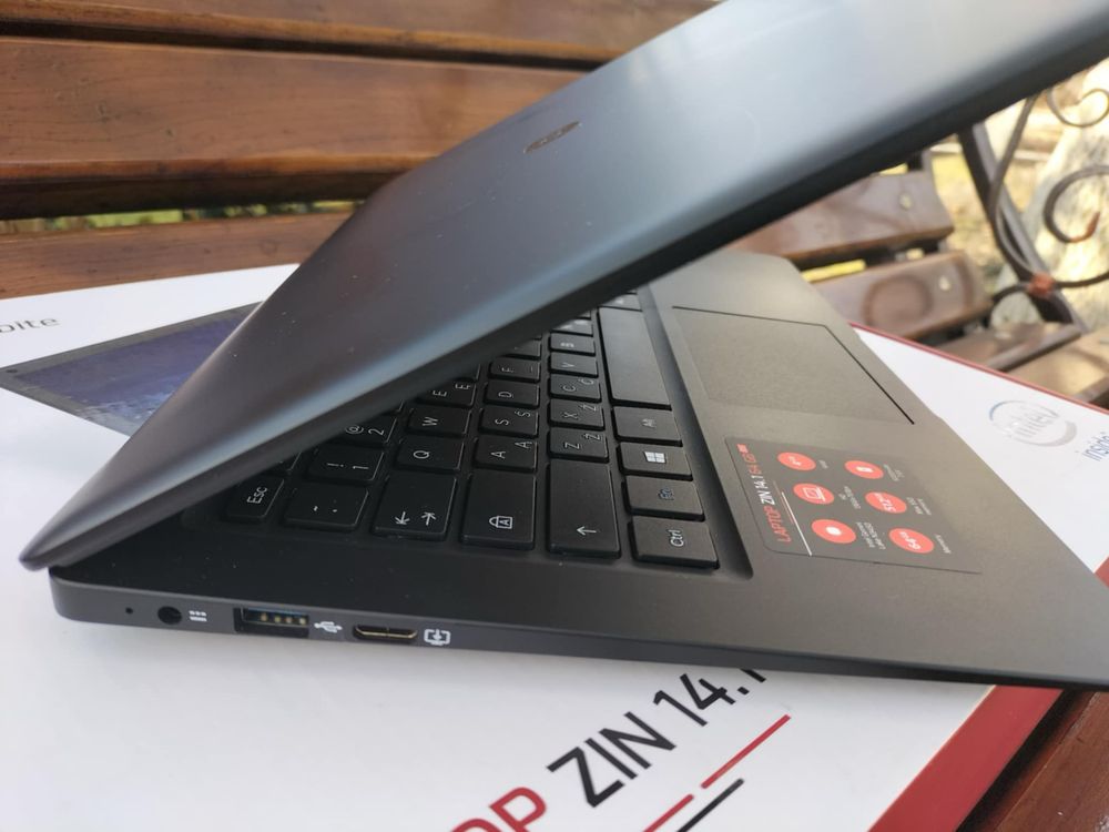 Новий ноутбук "techBit ZIN 14,1"64gb BIS"