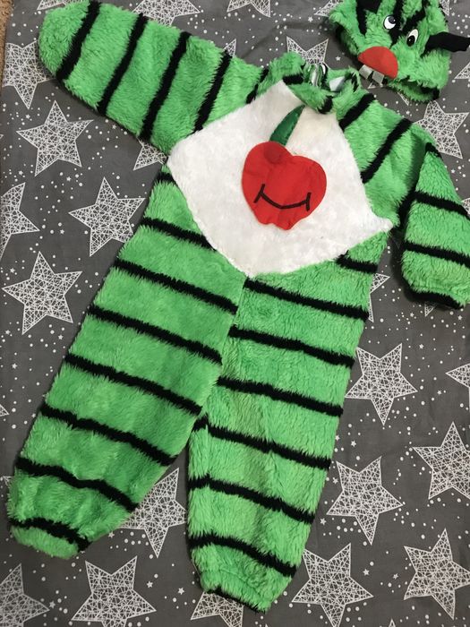 Новорічні костюми  гном, зайчик,гусениця, коза