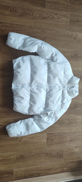 Жіноча укорочена куртка,42 р.S