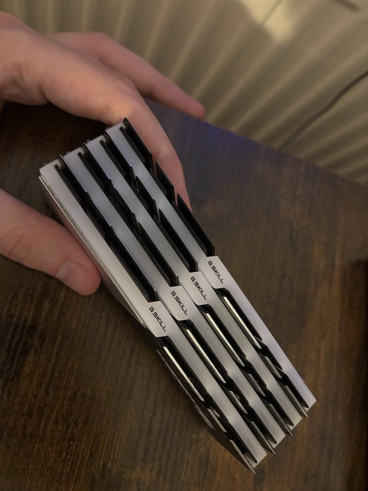 32GB RAM DDR4 G.Skill Trident Neo 4x8GB 3600mhz cl18 (XMP)