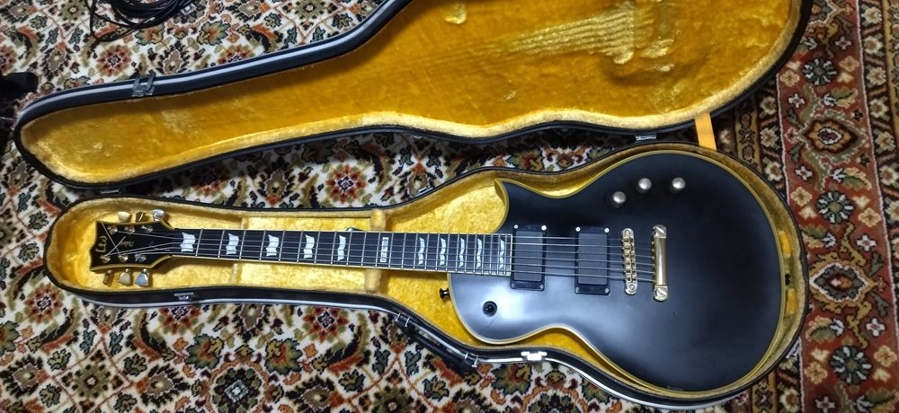 Guitarra ESP LTD EC-1000 VB EMG