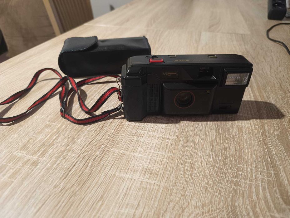 Aparat analogowy Wintage Wizen AW818 na klisze 35mm, autofocus, flash